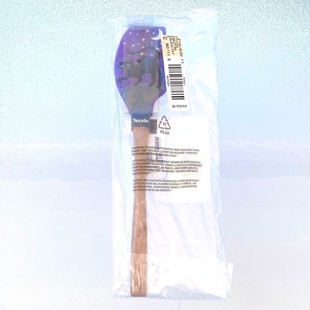 NEW Tovolo Spatulart 12.5" Silicone Black Cat Spatula with Wooden Handle - Picture 4 of 4